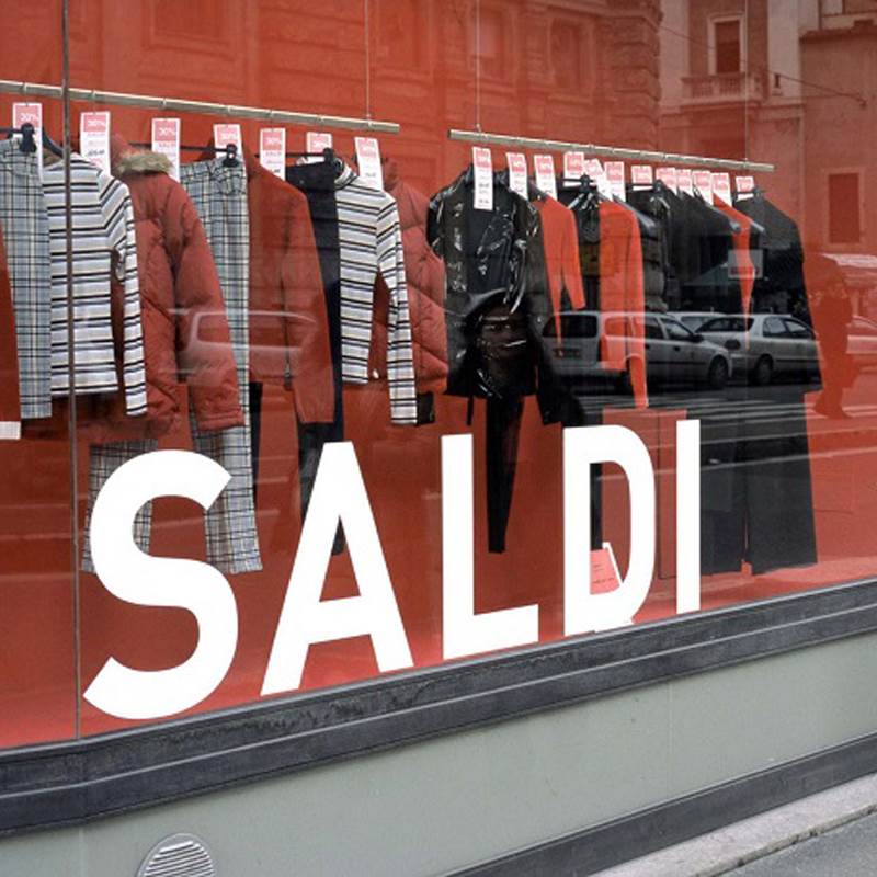 Saldi, fino a sabato 6 luglio sono vietate le vendite promozionali