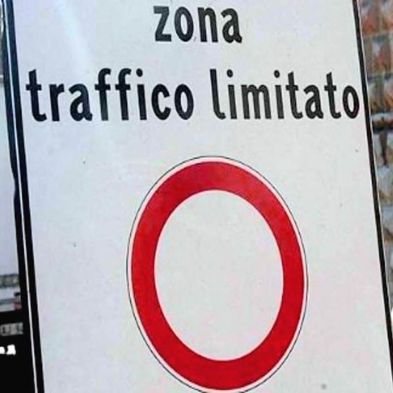 Nuova Ztl in via Calvi, Confcommercio chiede azioni correttive a favore delle attività del corso