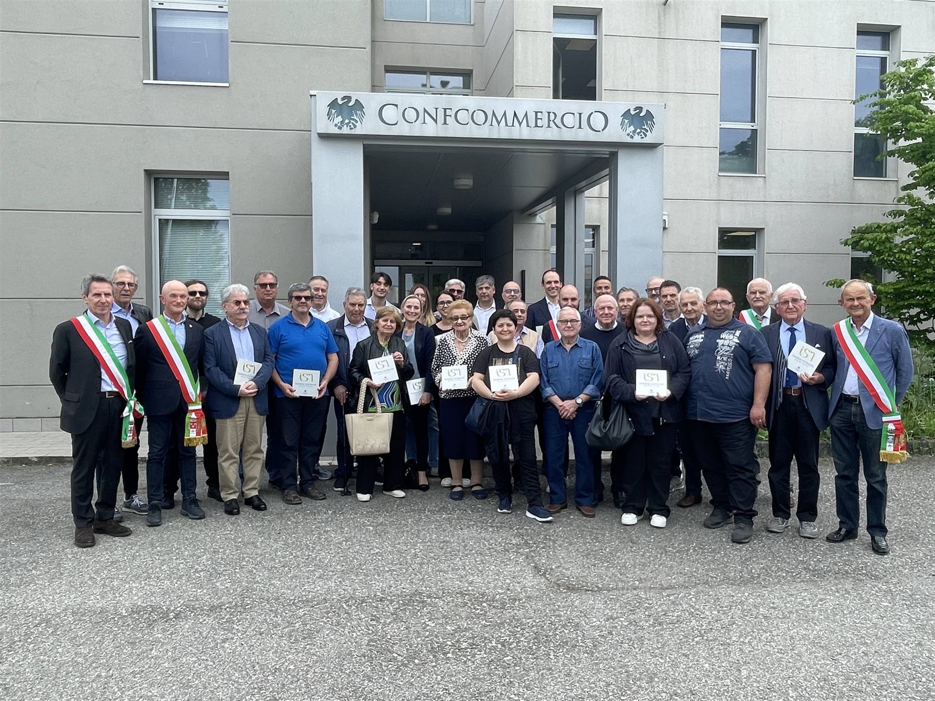 Confcommercio Mantova premia le Imprese storiche associate 